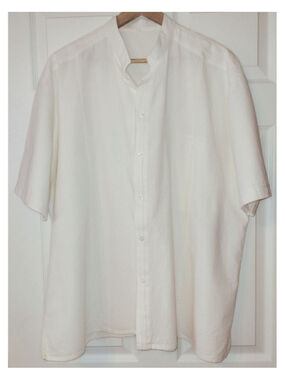 Men's Unbranded White Guayabera Style Casual Shirt (Size XL - 46)